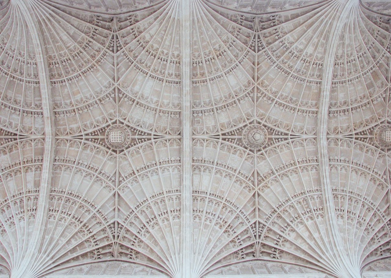 Fan vaulting, King&rsquo;s College Chapel, Cambridge &mdash; repeated radial geometry carrying load across a span.
